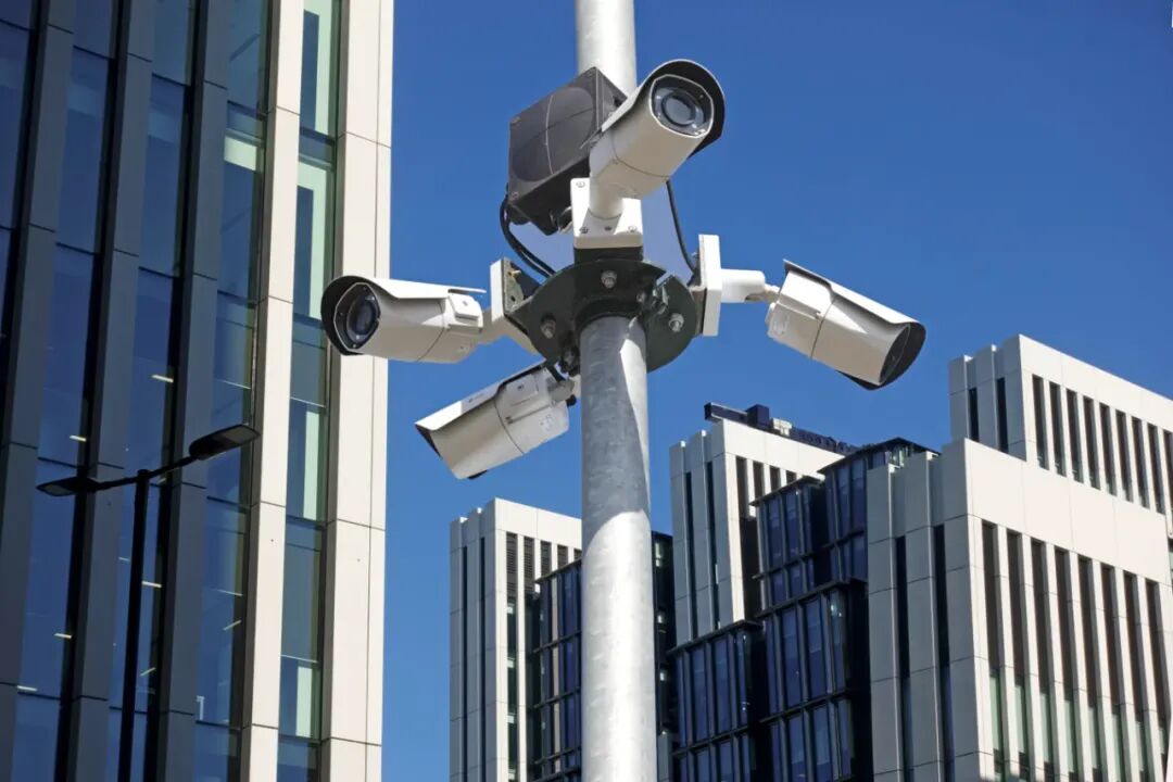 监控社会:当代艺术如何撕开“全景|揭示与可视化:让隐匿的权力现形