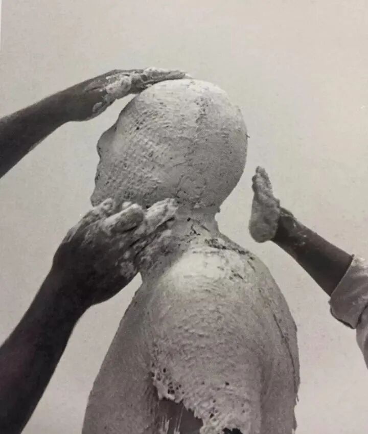 安东尼·葛姆雷的策略性复活:如何|插图2