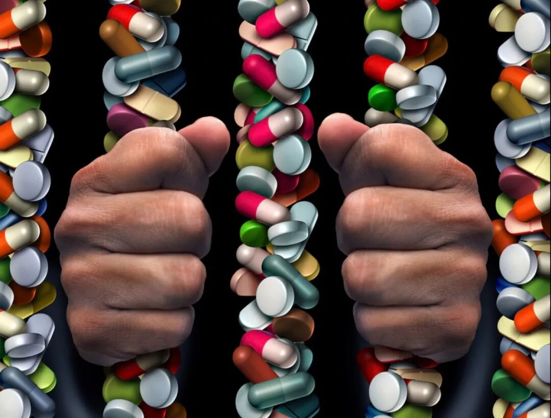 失控的处方:现代社会的“药物依赖|第三部分:镜中深渊——当代艺术家对药物依赖的凝视与表达